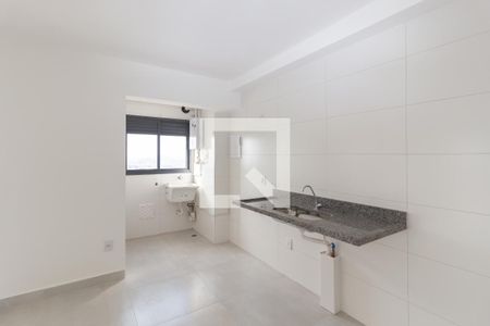 Sala/Cozinha de apartamento à venda com 2 quartos, 56m² em Cidade Antônio Estêvão de Carvalho, São Paulo