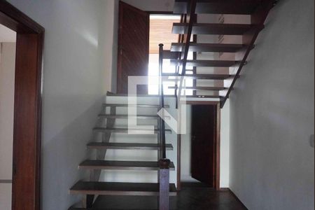 Casa de Condomínio para alugar com 3 quartos, 290m² em Alphaville, Santana de Parnaíba