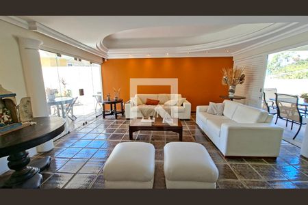 Sala 1 de casa para alugar com 4 quartos, 450m² em Horto Florestal, Salvador