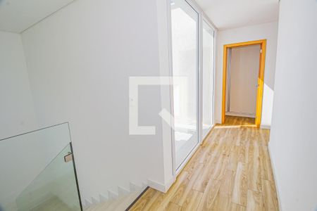Corredor de casa de condomínio à venda com 5 quartos, 332m² em Jardim Petropolis, São Paulo