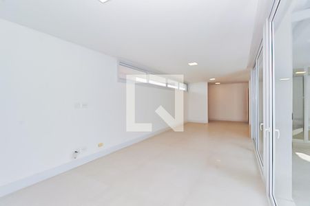 Sala de casa de condomínio à venda com 5 quartos, 332m² em Jardim Petropolis, São Paulo