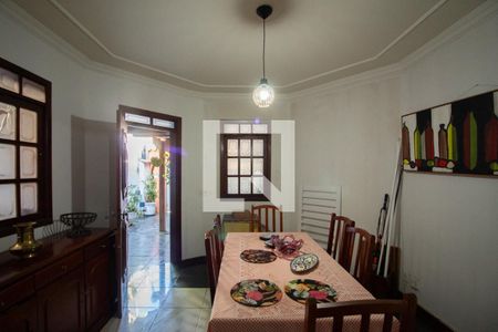 Casa à venda com 2 quartos, 95m² em Santa Branca, Belo Horizonte