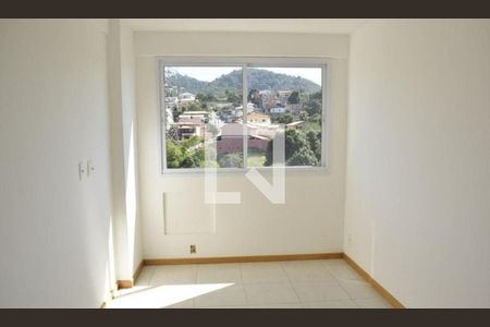 Apartamento à venda com 2 quartos, 55m² em Maria Paula, Niterói