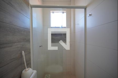 Banheiro da Suíte de apartamento para alugar com 2 quartos, 60m² em Ingleses Norte, Florianópolis