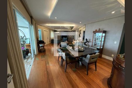 Apartamento à venda com 4 quartos, 246m² em Vila Sofia, São Paulo