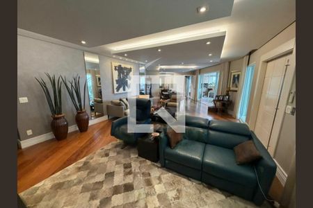 Apartamento à venda com 4 quartos, 246m² em Vila Sofia, São Paulo
