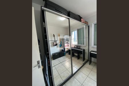 Quarto de apartamento à venda com 2 quartos, 52m² em Jardim Peri Peri, São Paulo