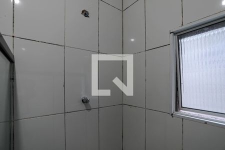 Banheiro de casa para alugar com 2 quartos, 125m² em Jardim Rubi, Mogi das Cruzes