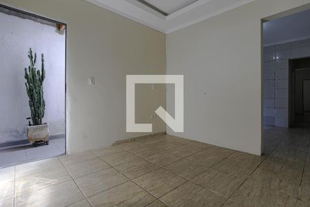 Sala de casa para alugar com 2 quartos, 125m² em Jardim Rubi, Mogi das Cruzes