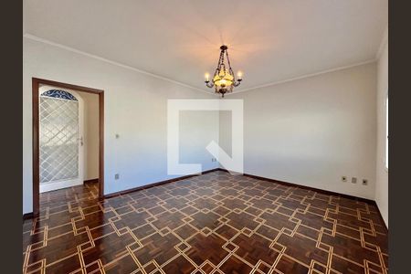 Sala 1 de casa para alugar com 3 quartos, 300m² em Jardim Nova Europa, Campinas
