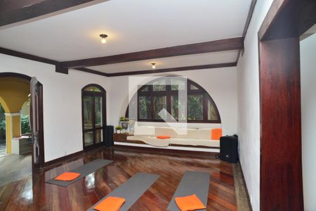 Casa de Condomínio para alugar com 6 quartos, 720m² em Barra da Tijuca, Rio de Janeiro