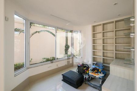 Casa à venda com 5 quartos, 800m² em Santo Amaro, São Paulo