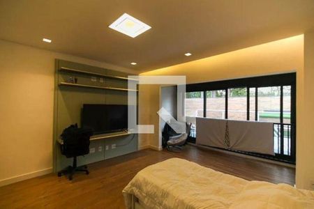 Casa à venda com 3 quartos, 342m² em Jardim Europa, São Paulo