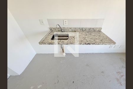 Cozinha de kitnet/studio à venda com 1 quarto, 28m² em Brooklin, São Paulo