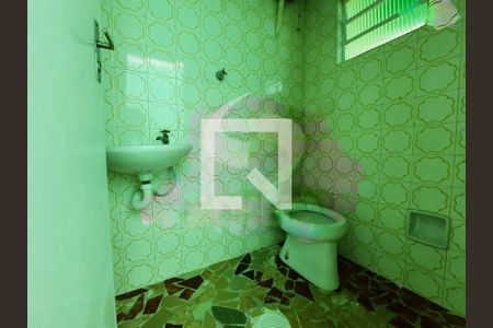 Casa à venda com 2 quartos, 190m² em Jardim Itacolomi, São Paulo
