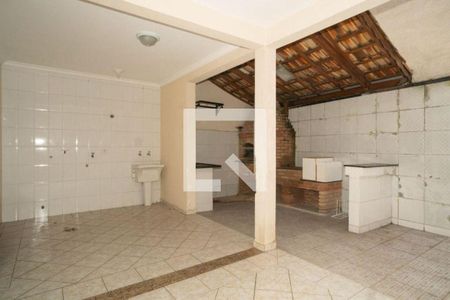 Casa à venda com 3 quartos, 227m² em Vila Boa Vista, Santo André