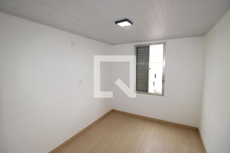 Quarto 1 de apartamento para alugar com 3 quartos, 49m² em Itaquera, São Paulo