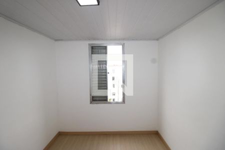 Quarto 1 de apartamento para alugar com 3 quartos, 49m² em Itaquera, São Paulo