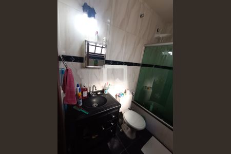 BANHEIRO 1 de casa de condomínio para alugar com 1 quarto, 70m² em Jardim Bela Vista, Rio das Ostras