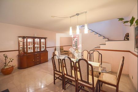 Sala de casa para alugar com 3 quartos, 223m² em Vila Vivaldi, São Bernardo do Campo