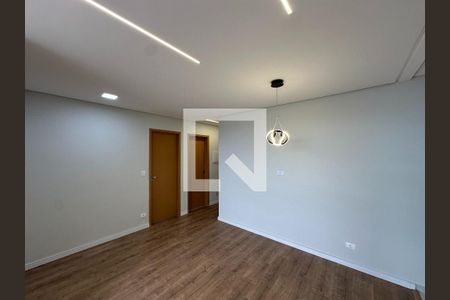 Sala de apartamento para alugar com 2 quartos, 57m² em Jardim California, Jacareí