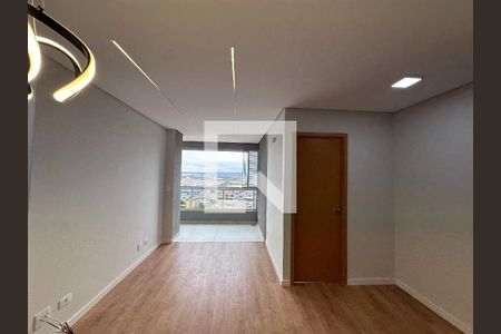 Sala de apartamento para alugar com 2 quartos, 57m² em Jardim California, Jacareí