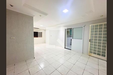 Casa para alugar com 6 quartos, 267m² em Jardim América, Goiânia