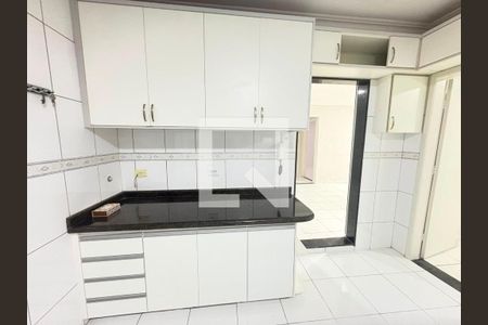 Casa para alugar com 6 quartos, 267m² em Jardim América, Goiânia