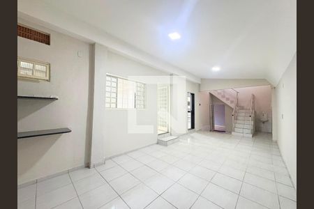 Casa para alugar com 6 quartos, 267m² em Jardim América, Goiânia