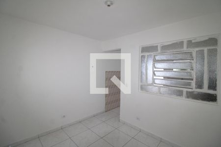 Quarto 1 de casa para alugar com 1 quarto, 45m² em Parque Peruche, São Paulo