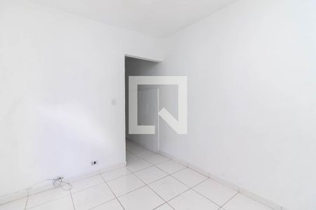 Sala/Quarto de casa para alugar com 1 quarto, 42m² em Parque Peruche, São Paulo