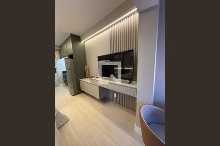 Sala / Quarto de kitnet/studio para alugar com 1 quarto, 39m² em Campo Belo, São Paulo