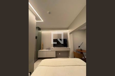 Sala / Quarto de kitnet/studio para alugar com 1 quarto, 39m² em Campo Belo, São Paulo