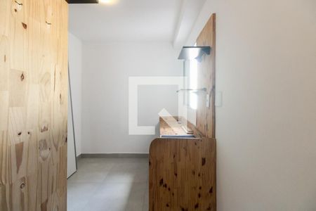 Quarto 2 de apartamento para alugar com 2 quartos, 40m² em Parque São Jorge, São Paulo