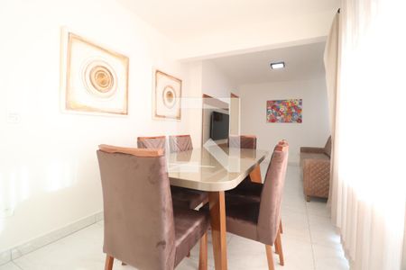 Sala de Jantar de apartamento para alugar com 3 quartos, 82m² em Jaraguá, Uberlândia