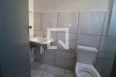 Banheiro Social de casa para alugar com 2 quartos, 52m² em Cazeca, Uberlândia