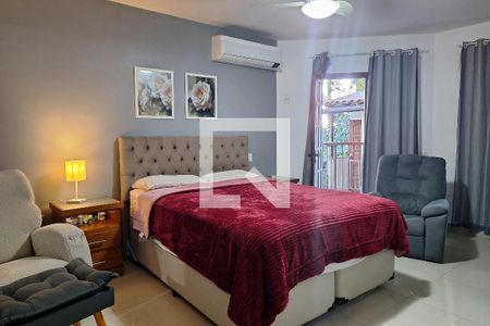 Suíte 1 de casa à venda com 6 quartos, 352m² em Charitas, Niterói