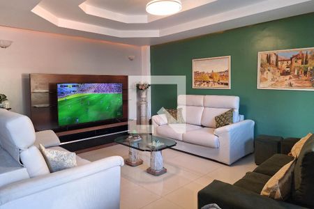 Sala de casa à venda com 6 quartos, 352m² em Charitas, Niterói