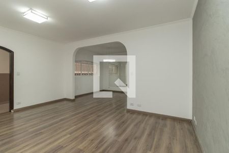 Sala de casa para alugar com 4 quartos, 350m² em Jardim Avelino, São Paulo