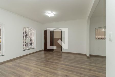 Sala de casa para alugar com 4 quartos, 350m² em Jardim Avelino, São Paulo