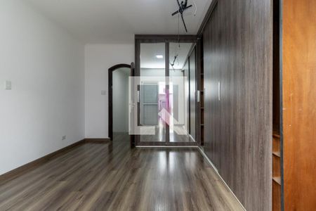 Suíte 1 de casa para alugar com 4 quartos, 350m² em Jardim Avelino, São Paulo