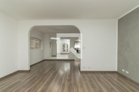 Sala de casa para alugar com 4 quartos, 350m² em Jardim Avelino, São Paulo