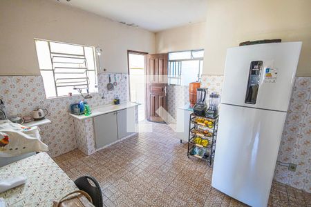 Cozinha de casa à venda com 3 quartos, 360m² em Inconfidência, Belo Horizonte