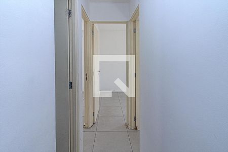 corredor para os cômodos_1 de casa de condomínio à venda com 3 quartos, 59m² em Taboão, São Paulo