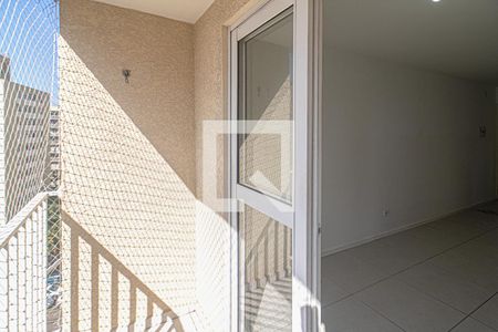 sacada_4 de casa de condomínio à venda com 3 quartos, 59m² em Taboão, São Paulo
