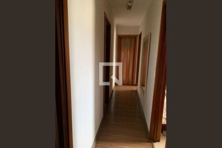 Casa à venda com 3 quartos, 220m² em Vila Campo Grande, São Paulo
