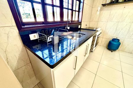 Cozinha de casa para alugar com 3 quartos, 160m² em Vila Cristina, Ferraz de Vasconcelos