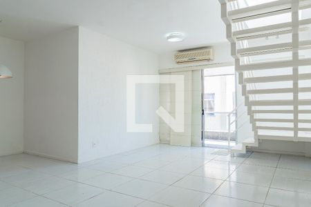 Sala de apartamento para alugar com 3 quartos, 180m² em Vila Isabel, Rio de Janeiro