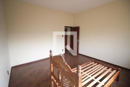 Quarto 1 de casa para alugar com 4 quartos, 180m² em Santa Helena, Belo Horizonte