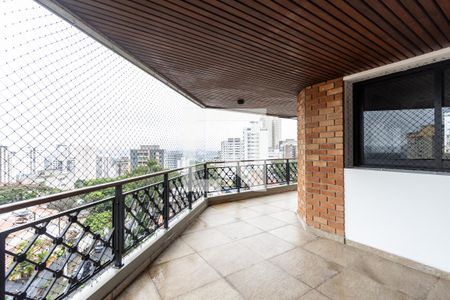 Apartamento para alugar com 5 quartos, 310m² em Vila Ida, São Paulo